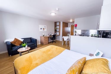 1 bed studio, Calton Road, Holyrood, Edinburgh, EH88DP - Image 15